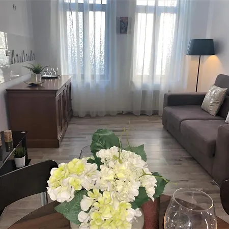 Kalman Hotel *