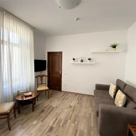 Kalman Hotel