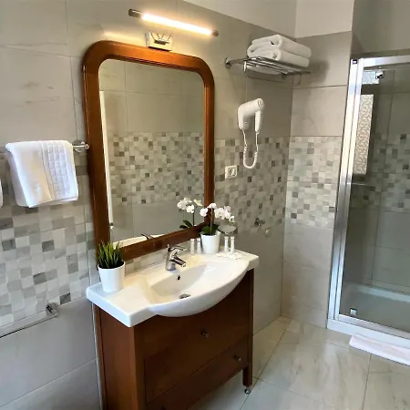 Kalman Hotel